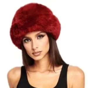I am Gia Jadis Fur Hat GIA @andreavalle wearing the Valentina jumpsuit + Jadis fur  main image 4